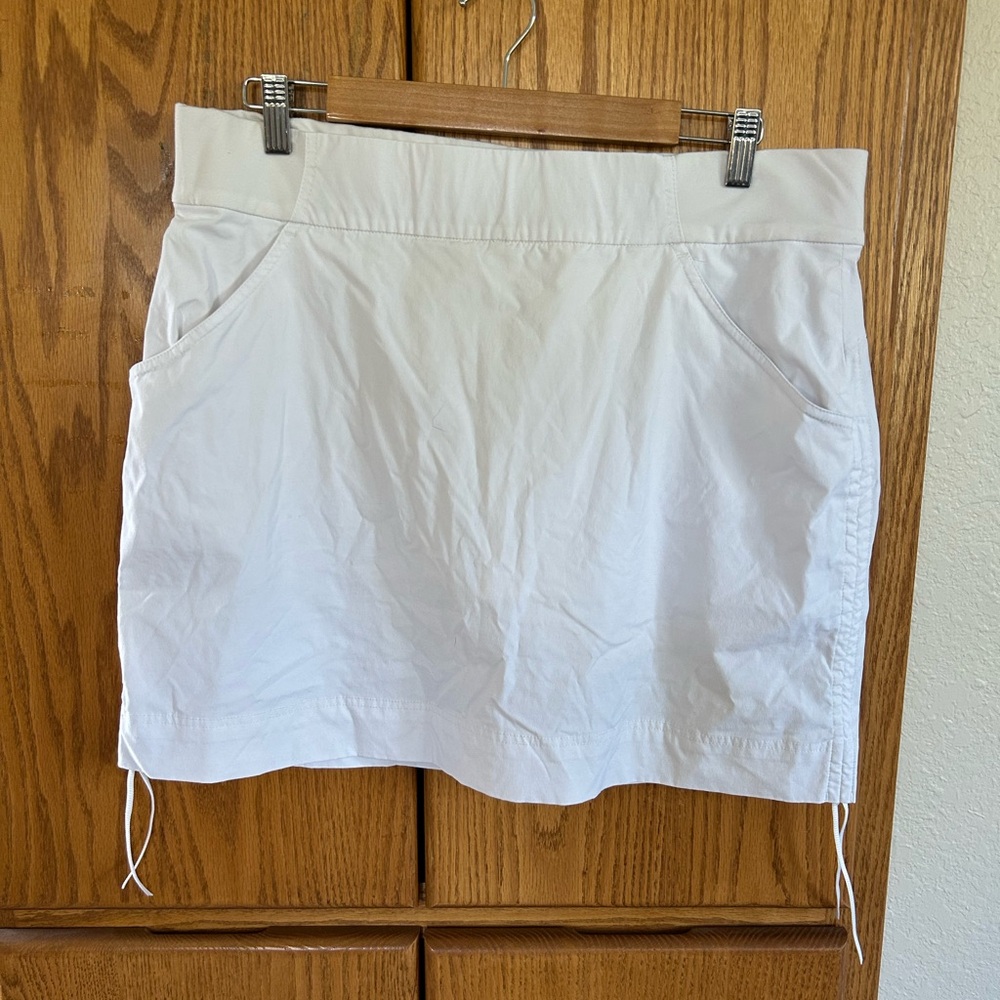 Columbia White Skirt with Logo